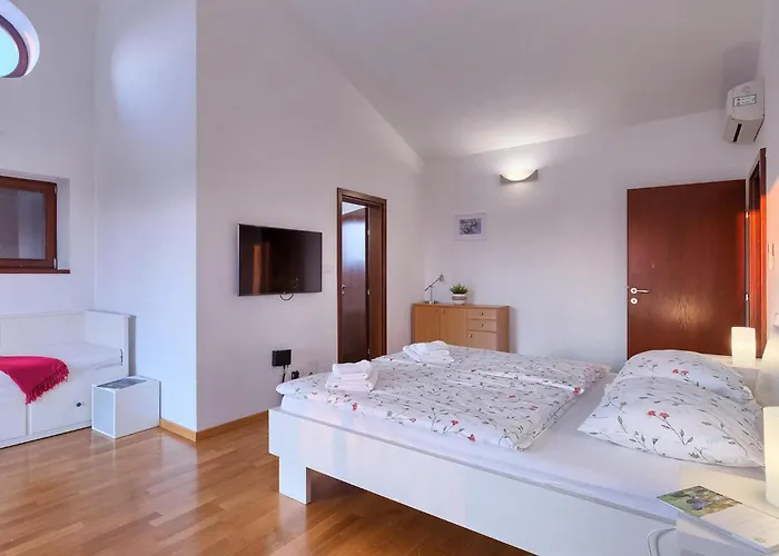 Vikendica Dubravka Mofardini