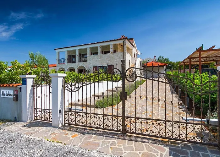 Dubravka Vikendica Mofardini