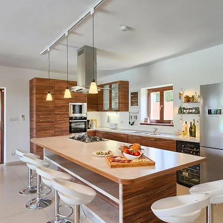 Dubravka Dom wakacyjny *