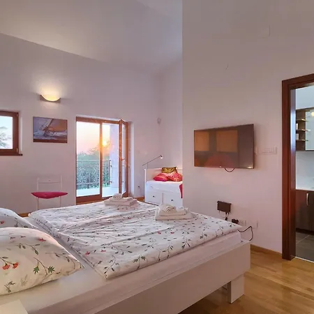 Holiday home Dubravka