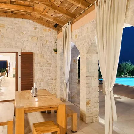 Dubravka Dom wakacyjny *