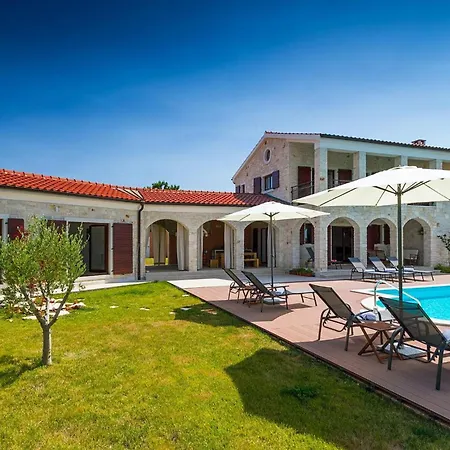 Dubravka Holiday home *